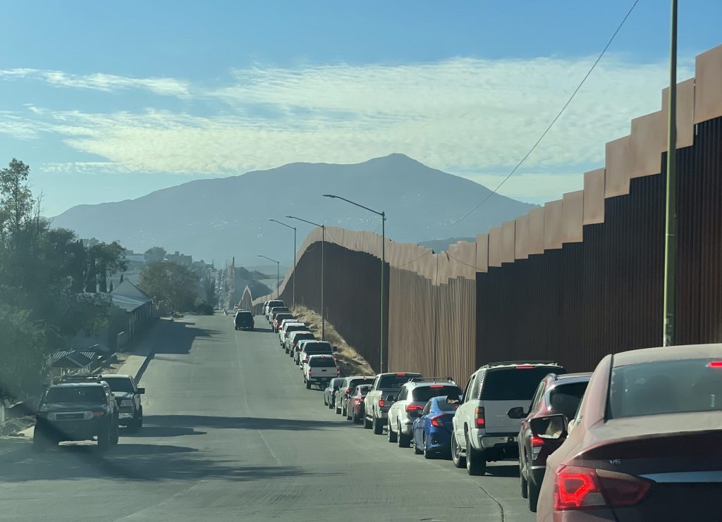 Méditerranée et frontière américano-mexicaine : récits croisés d’un monde qui se ferme